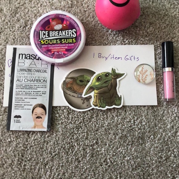 Brand new! Lark and Ives collection card purse and nail kit - Picture 7 of 10